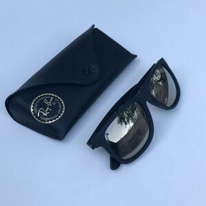 Rayban Justin Sunglasses with Case, Black